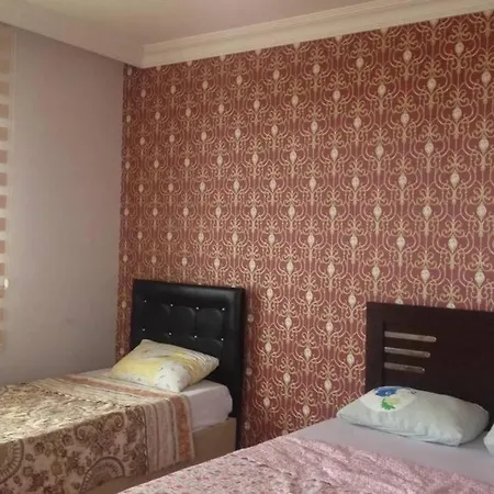Akyazi Garden Havuzlu Villa