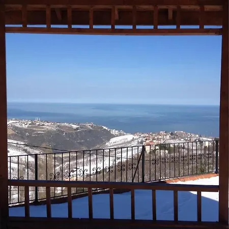 Akyazi Garden Havuzlu Akyazi (Trabzon)